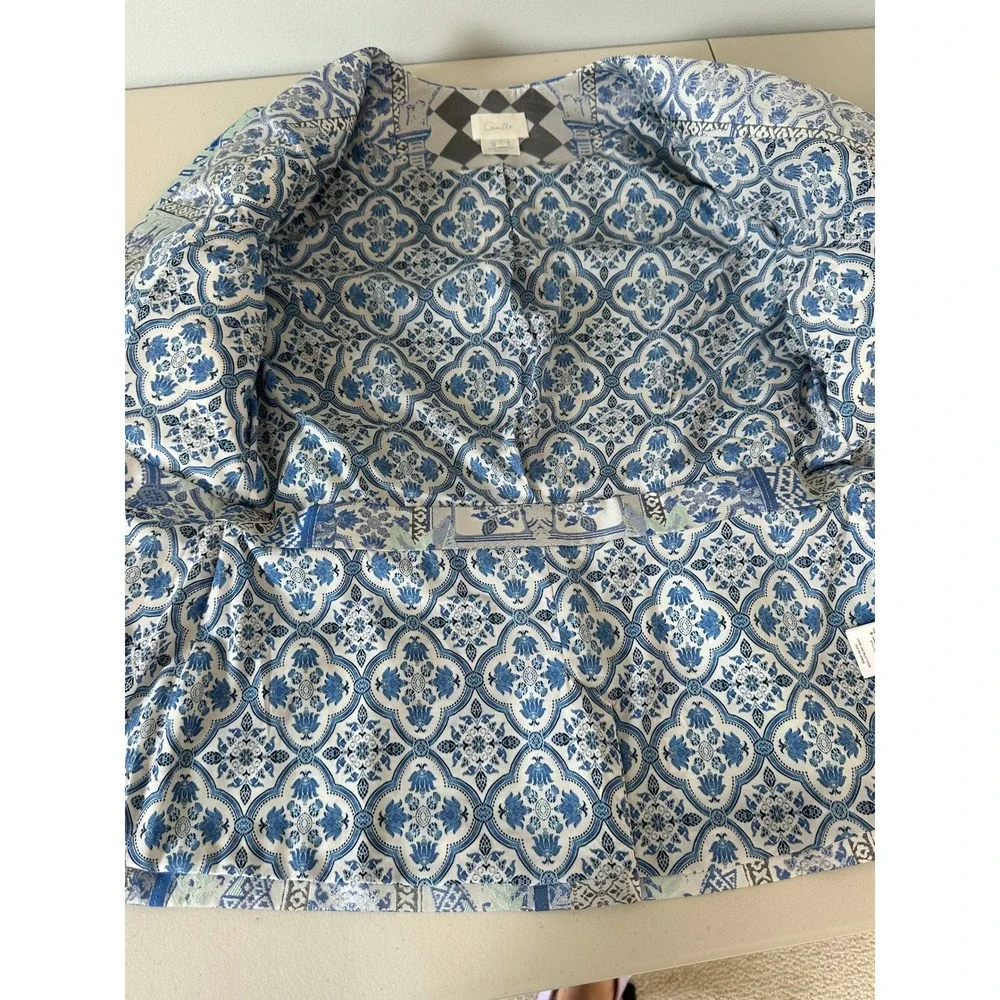 Camilla Peplum Blazer Size L Blue White Mosaic Print Crystal Embellished Art